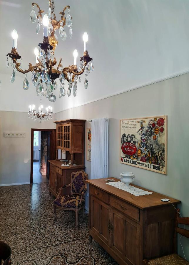 Gate 46 * Genua
